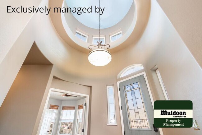 Foto del edificio - 2324 Pine Valley View