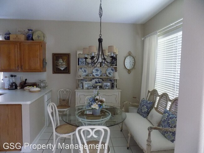Foto del edificio - 4 br, 2.5 bath House - 13619 Summer Glen