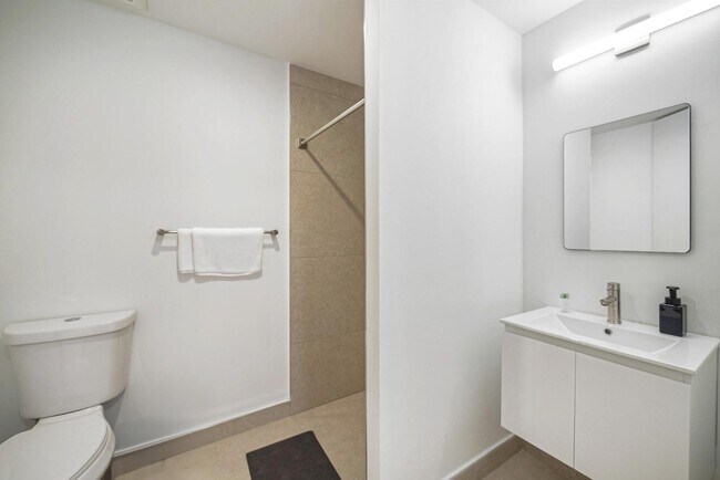 Foto del edificio - 626 NW 11th Ave