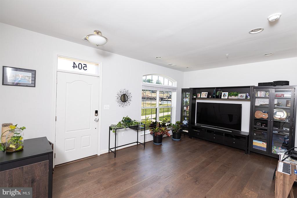 504 Triggerfish Dr, Forest Heights, MD 20745 Townhome Rentals in