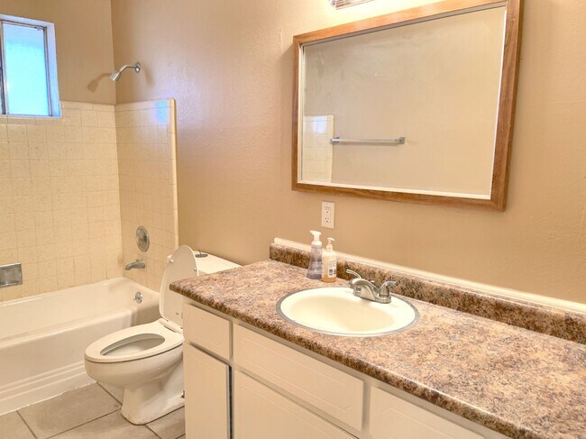 Foto del edificio - 509 N Williams