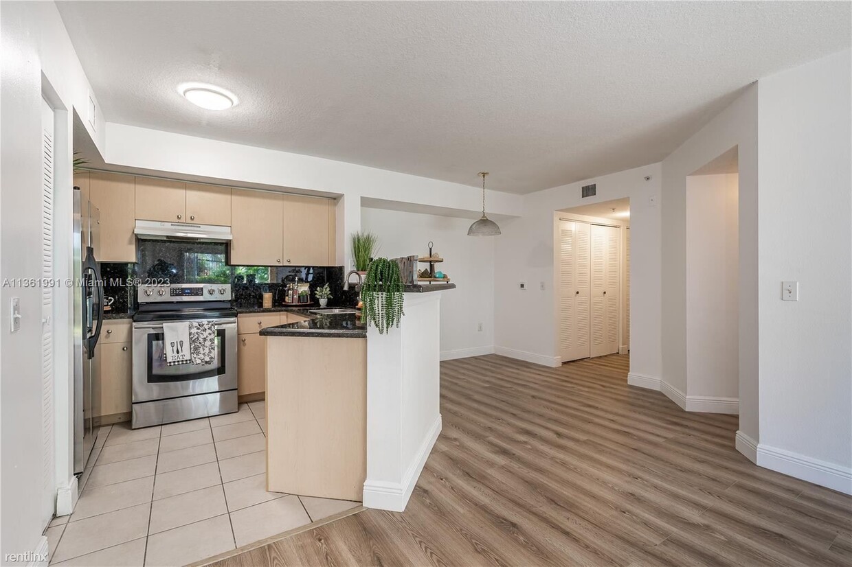 Primary Photo - 2 br, 2 bath Condo - 4280 San Marino Blvd