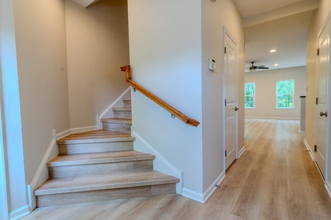 Photo - 7 Franklin Cir (Somerdale, NJ) Townhome