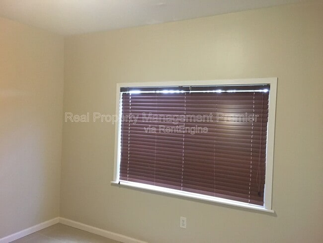 Building Photo - 12885 Connecticut St