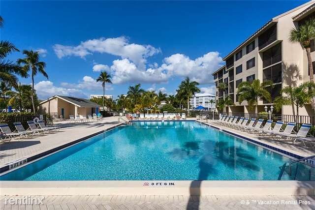Building Photo - 7317 Estero Blvd
