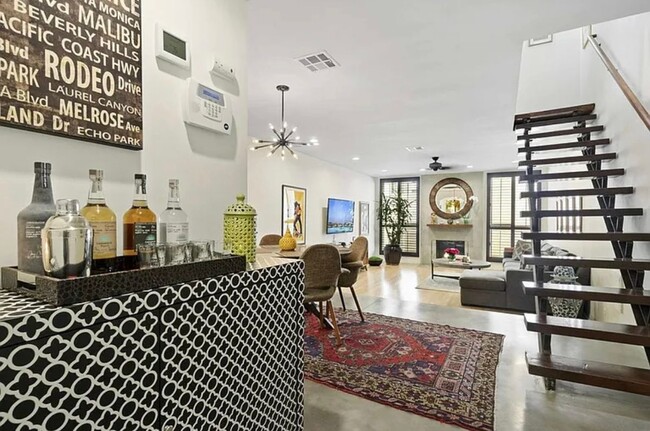 Foto del edificio - 1209 Kings Rd