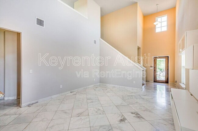 Foto del edificio - 12105 Greywacke Dr