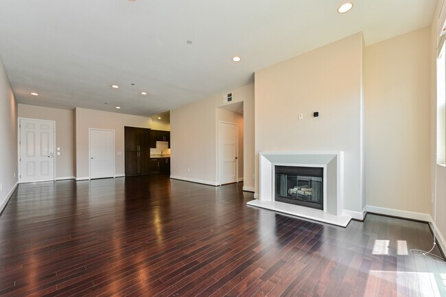 Foto del edificio - 10878 Bloomfield St