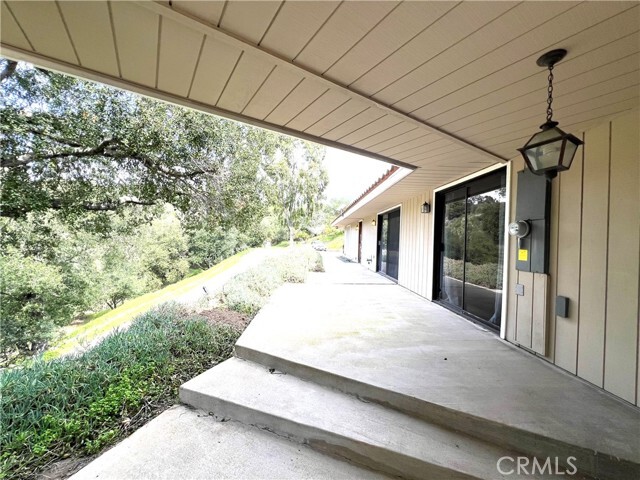 Foto del edificio - 20482 Live Oak Canyon Rd