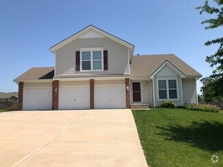Building Photo - 2306 Shenandoah Dr