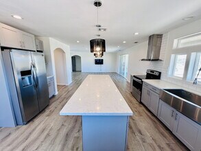 Building Photo - 62340 Hacienda Rd