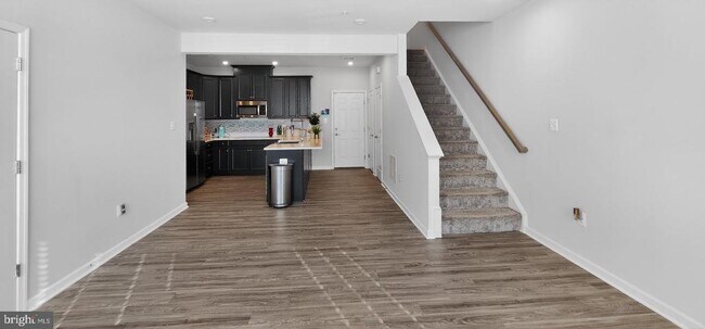 Foto del edificio - 10570 Sally Ride Ln