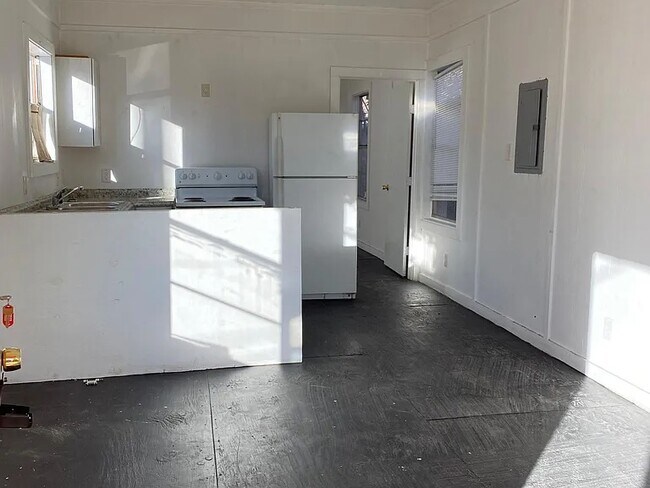 Foto del edificio - 109 Nancy Pl.