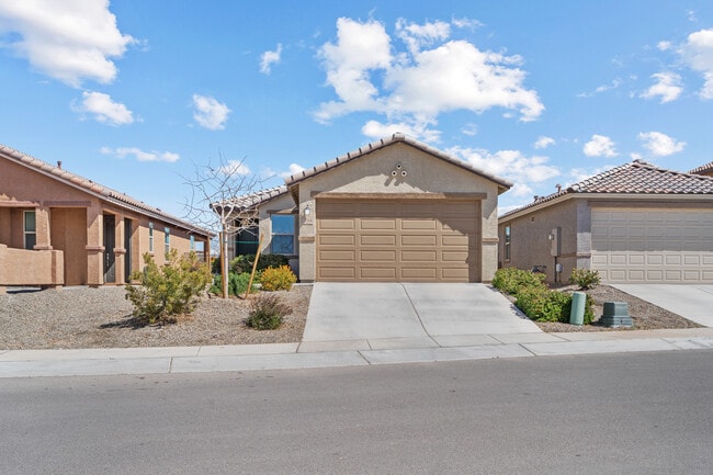 Building Photo - 12366 N Cervelli Ave