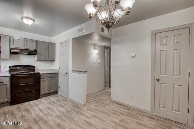 Foto del edificio - 3702 Keltner Ave
