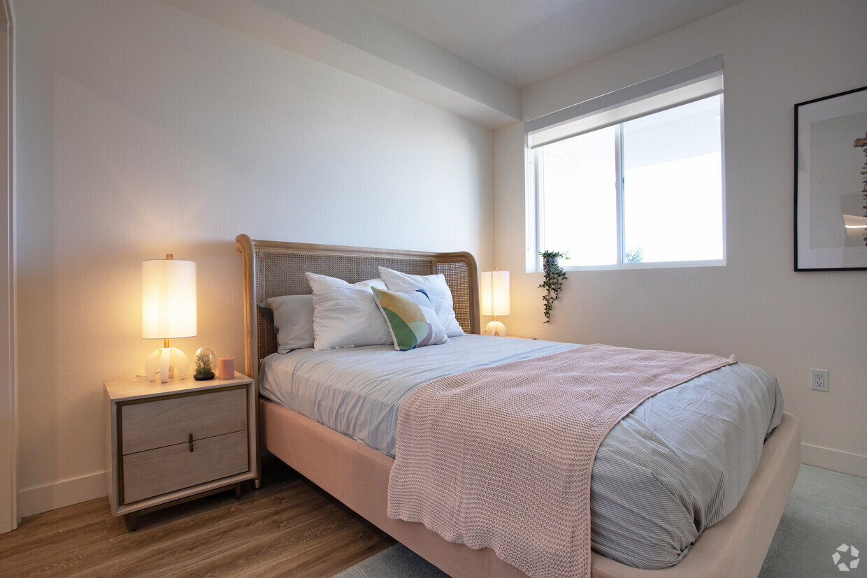 Sawyer Apartments in Los Angeles, CA Westside Rentals