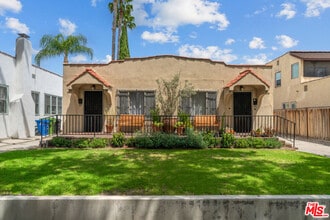 Building Photo - 830 N Orange Dr