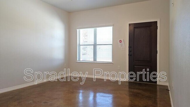 Foto del edificio - 1005B Sparrow Cv