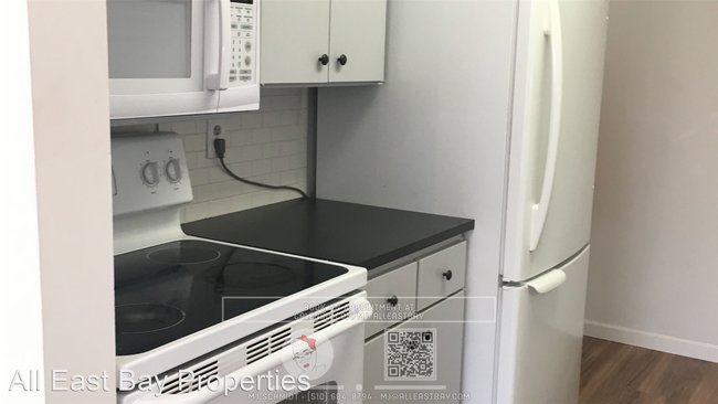 Foto del edificio - 1 br, 1 bath House - 4 Admiral Drive, #441