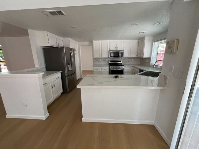 Building Photo - 1046 St Raphael Dr