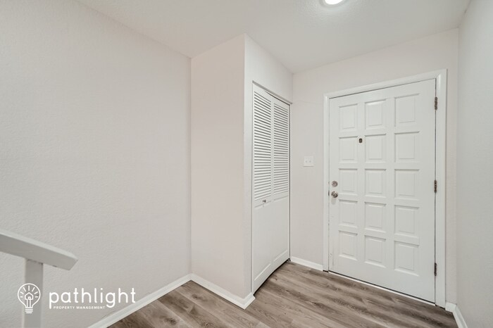 Foto principal - 1641 South Oswego Street