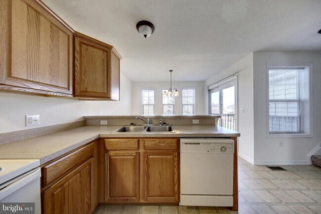 Foto del edificio - 8 Shady Tree Ct