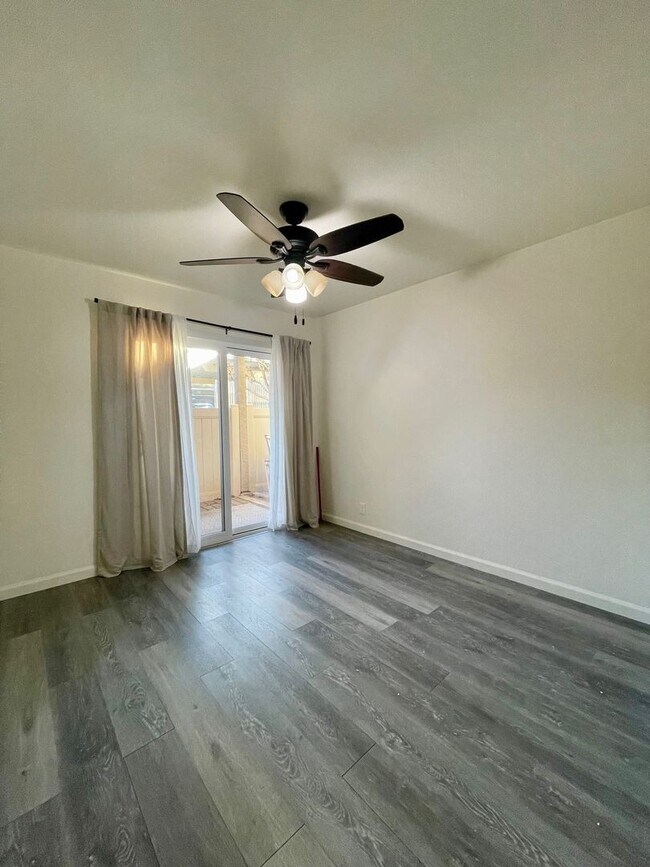 Foto del edificio - 11517 Fury Ln