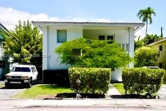 Building Photo - 401 Coral Wy