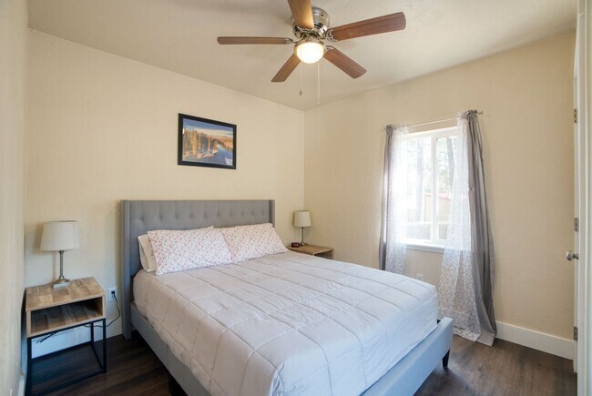 Building Photo - Charming Furnished Cottage for Lease in Ki...
