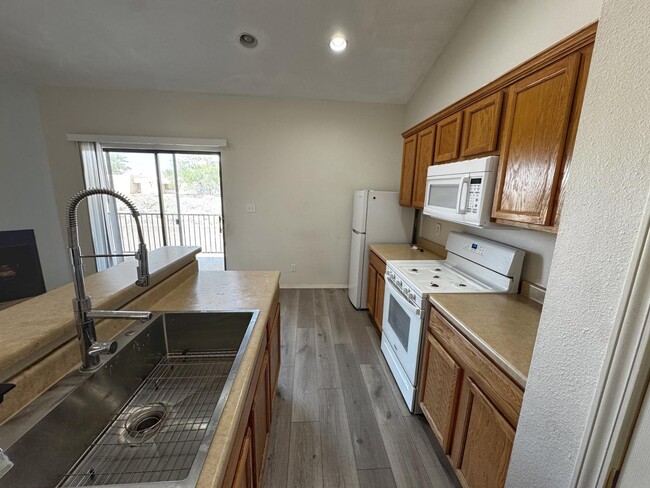 Foto del edificio - 1105 Meadowlark Way SE