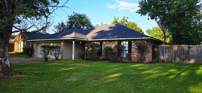 Foto del edificio - 6213 W Oxbow Loop