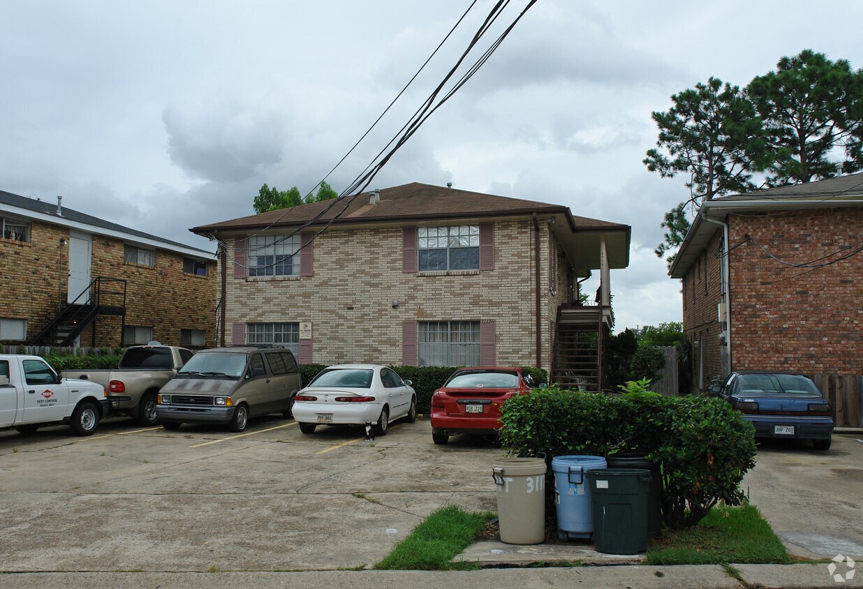 Primary Photo - 3117 Kent Ave