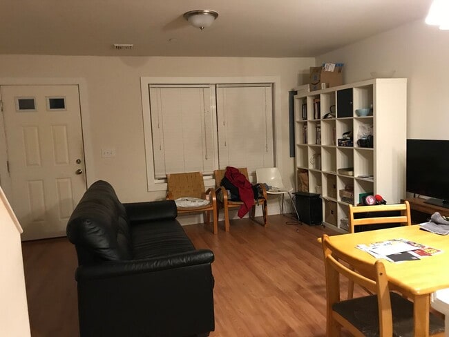 Foto del edificio - 4316 Wallace St