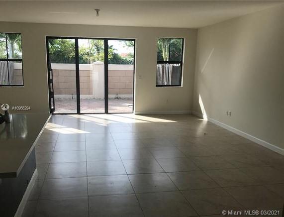 Building Photo - 10430 NW 58th Terrace