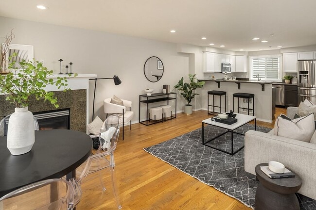 Foto del edificio - 3Bd/2.25Ba Seattle Townhouse