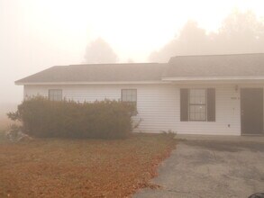 Building Photo - 3846 Manor Ct