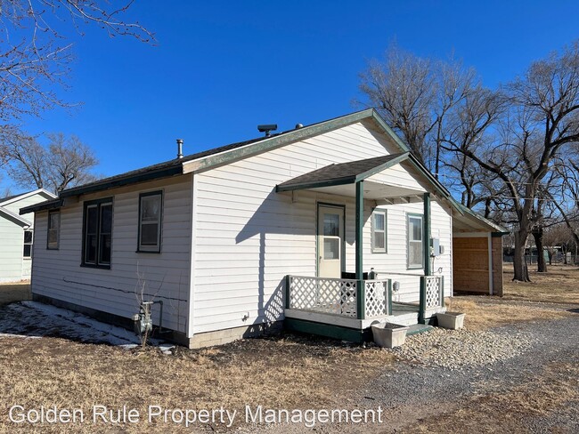 Building Photo - 2 br, 1 bath House - 301 E Blanchard Ave