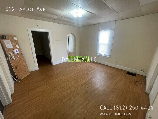 Building Photo - 612 Taylor Ave