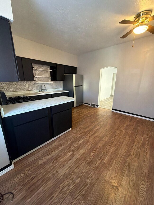 Foto del edificio - 612 Hamilton Ave