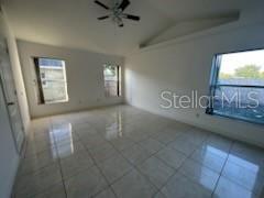 Foto del edificio - 8318 Lake Park Estates Blvd