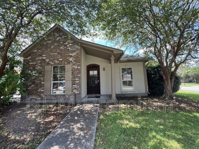 Photo - 5518 Ariola Dr House