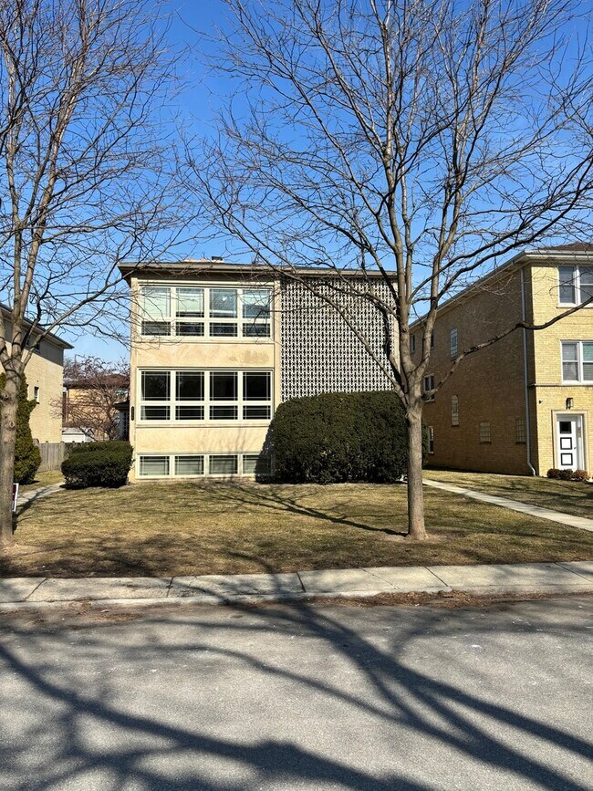 Foto del edificio - 3350 W Columbia Ave
