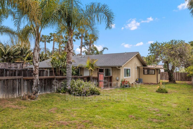 Primary Photo - 891 Bracero Rd