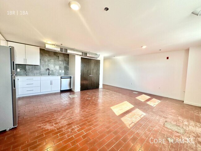 Foto del edificio - 1180 E 30th St