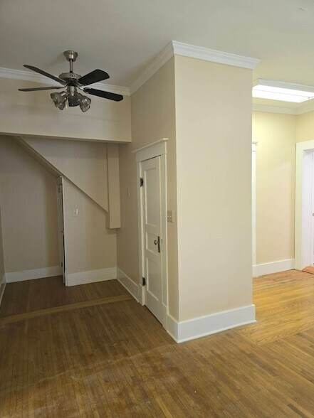 Foto del edificio - 805 N Charlotte St