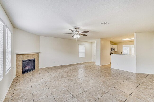 Building Photo - 3514 Barkers Crossing Ave