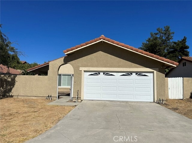 Primary Photo - 600 Pinecrest Ln