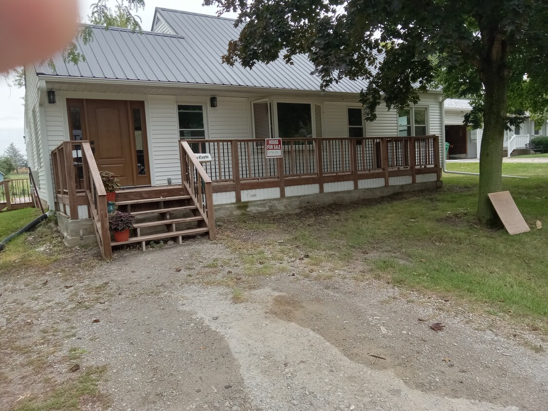 Primary Photo - 120 2nd St S