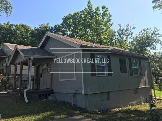 Building Photo - 8239 Lydia Ave