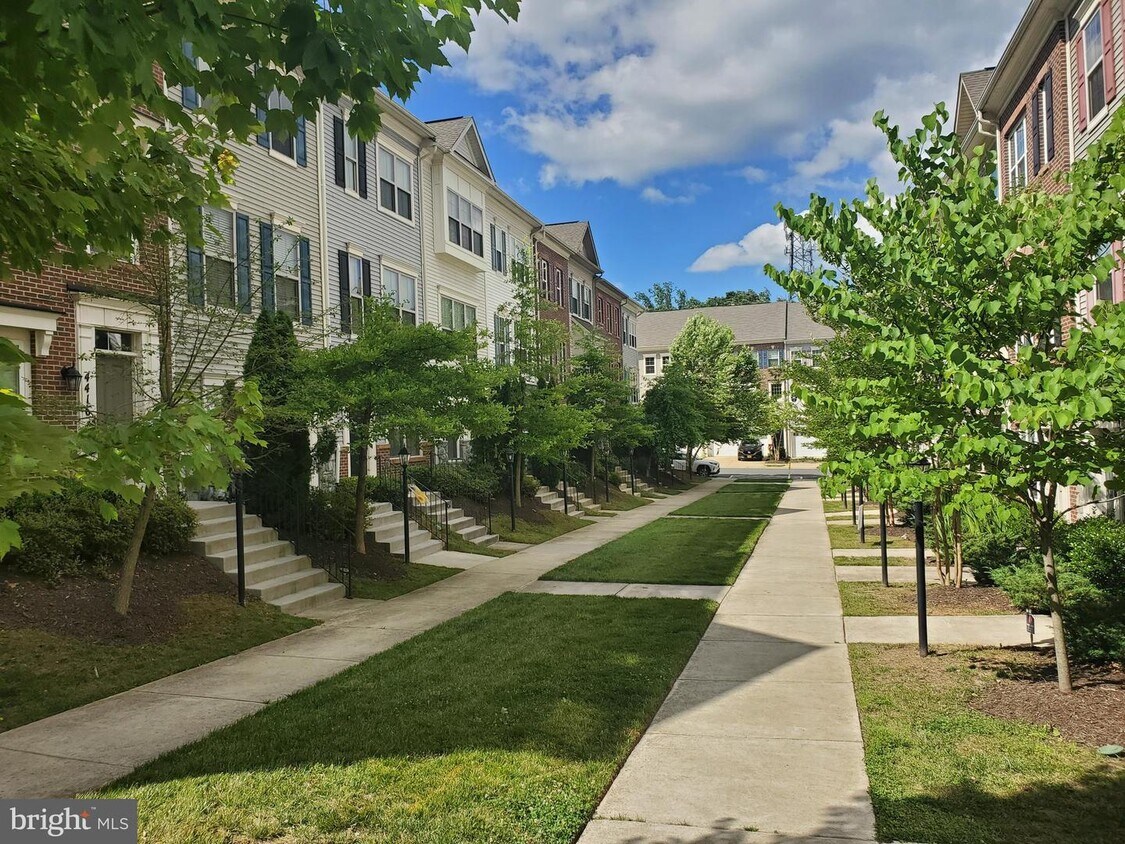 4414 Potomac Highlands Cir, Triangle, VA 22172 Townhome Rentals in Triangle VA